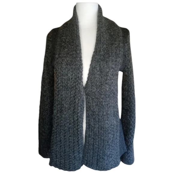 Unbranded Made in Italy Wool Mohair Open Knit Single Button Attached Scarf Large - Picture 1 of 7